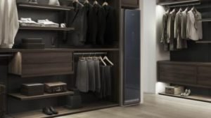 Read more about the article Samsung Introduces AirDresser – An Innovative Appliance that Refreshes and Sanitizes Clothes without Washing