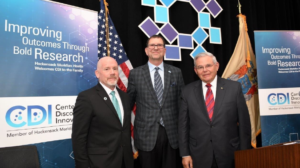 Read more about the article U.S. Senator Robert Menendez visits Hackensack Meridian Health’s CDI to Discuss Coronavirus Preparedness