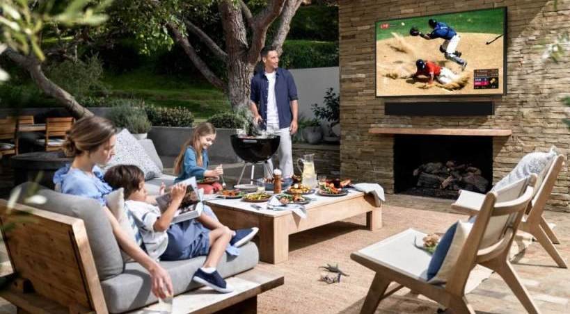 Read more about the article The Terrace – Samsung Outdoor Smart TV and Soundbar