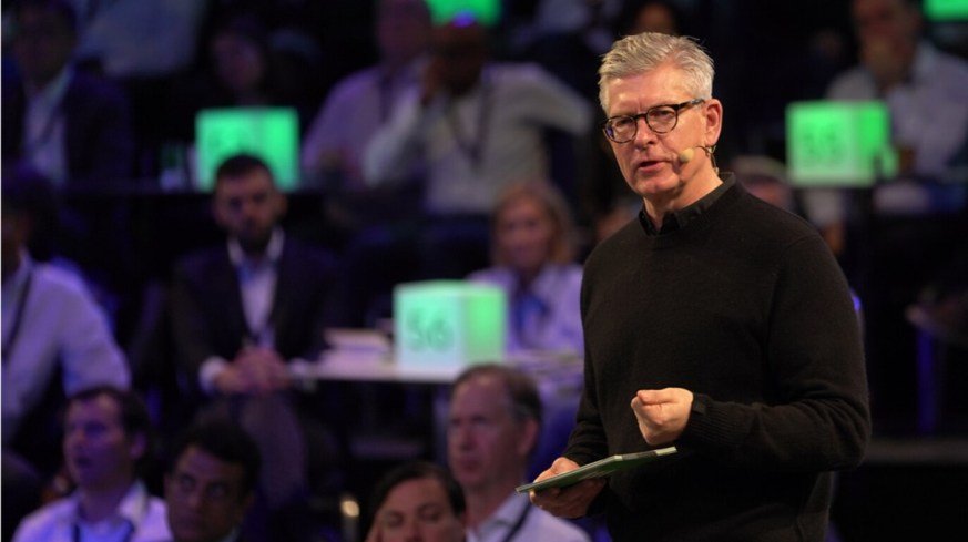 Read more about the article Ericsson CEO Ekholm: “More than ever, connectivity is key”