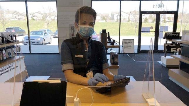 Read more about the article Verizon raises the bar with Touchless Retail