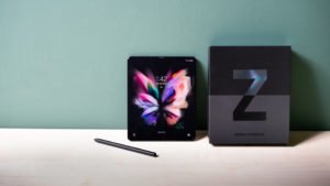 Read more about the article A Comprehensive Guide to Using the Samsung Galaxy Z Fold3 5G
